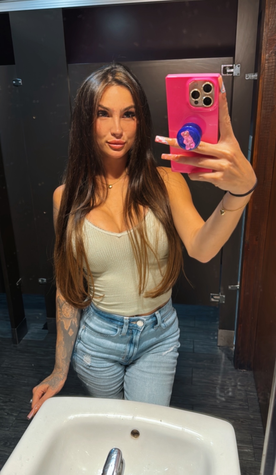 escorts