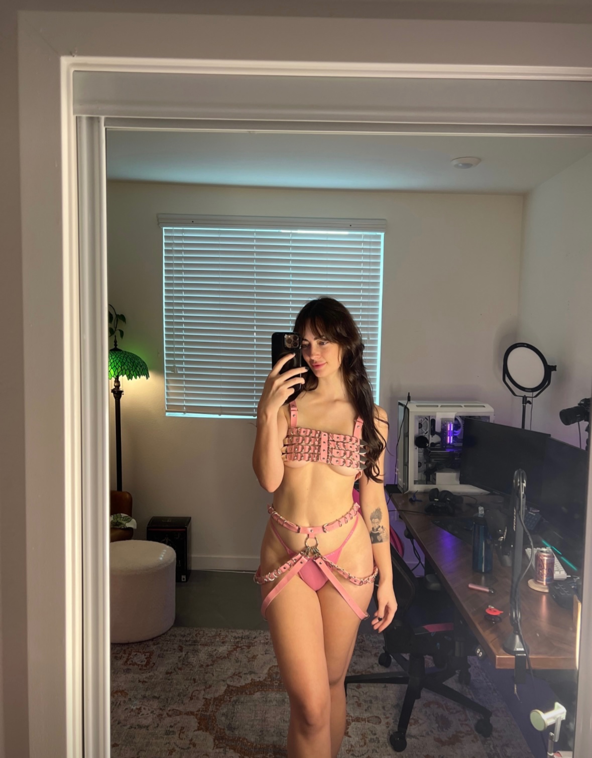 escorts