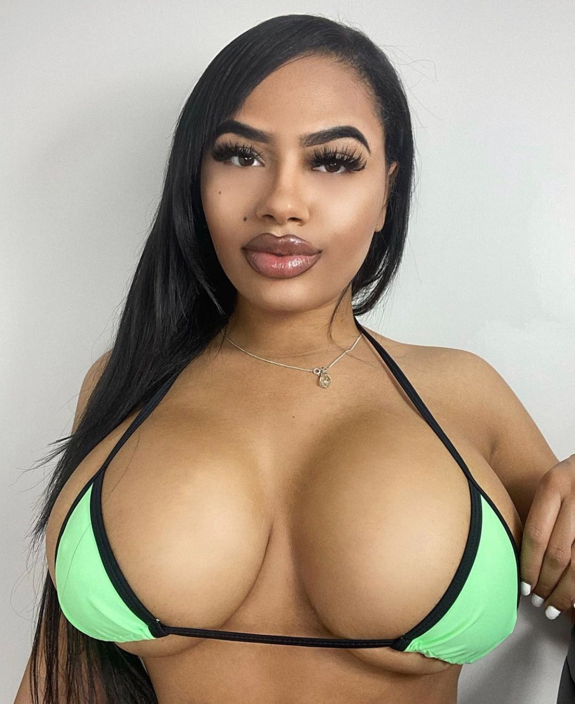 escorts