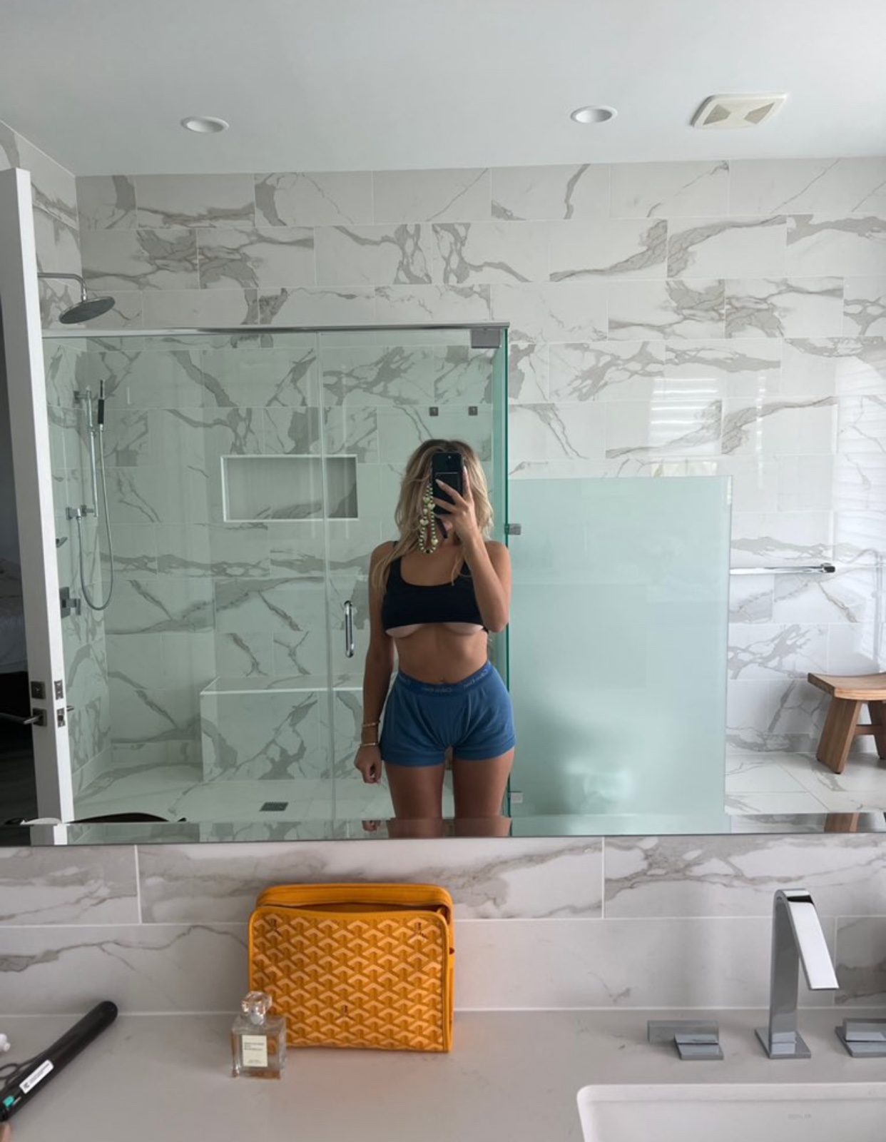 HMU 4 fun & naughty stuffs HMU on📱 +1 (305) 766-4392 signal: +1 (305) 766-4392