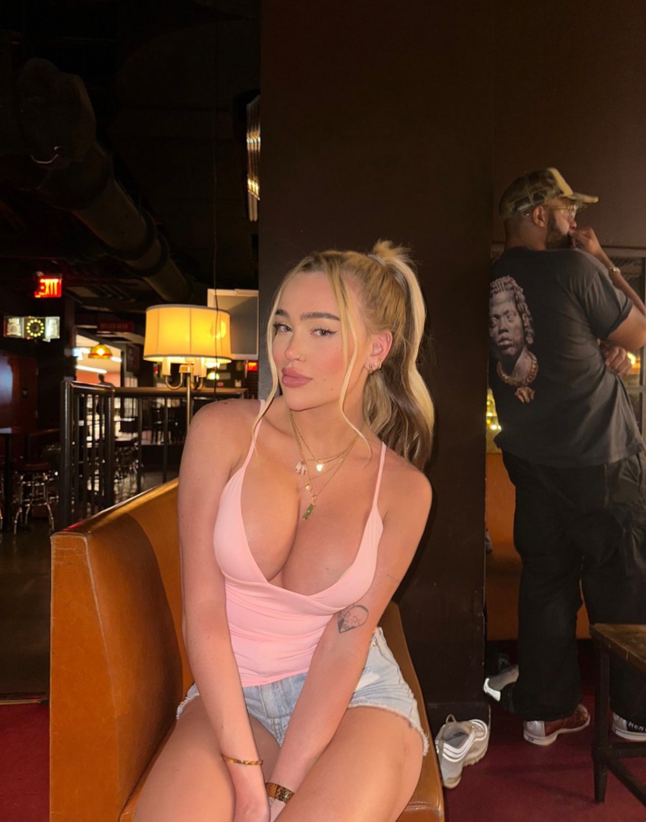 escorts