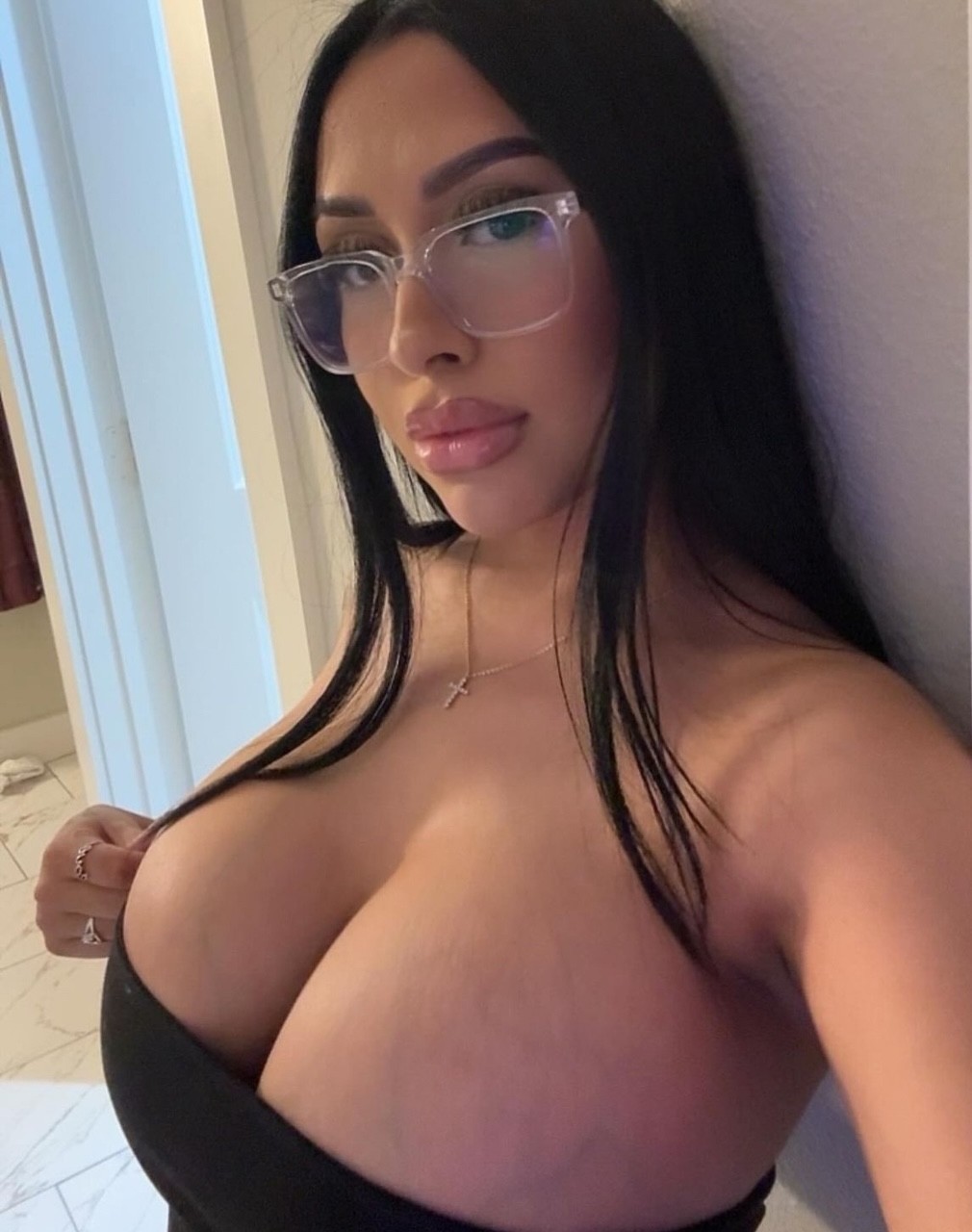 escorts