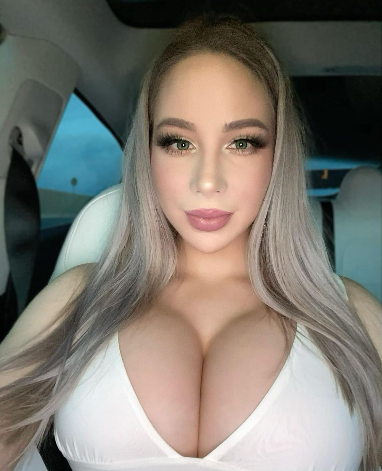escorts