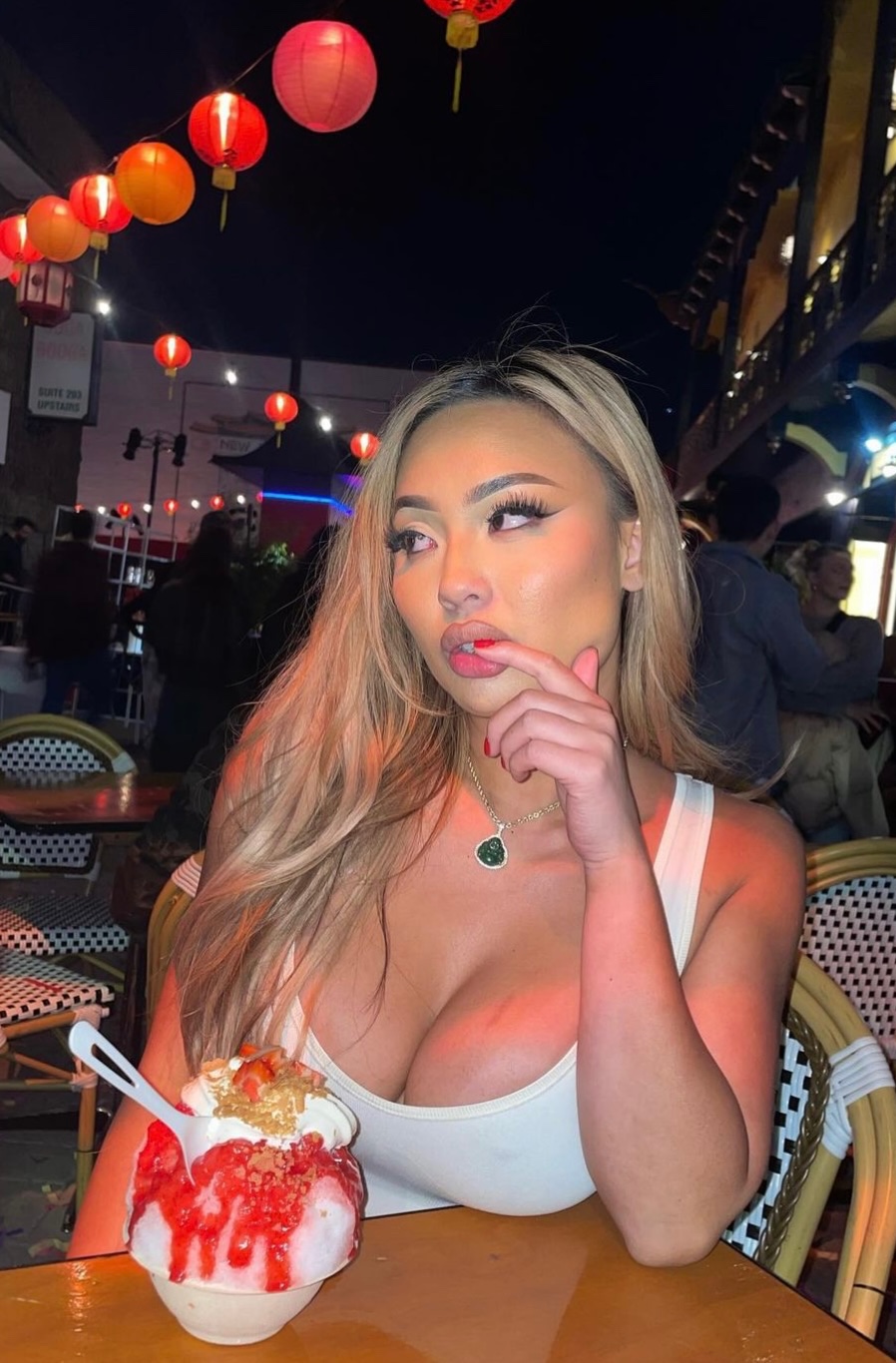 escorts