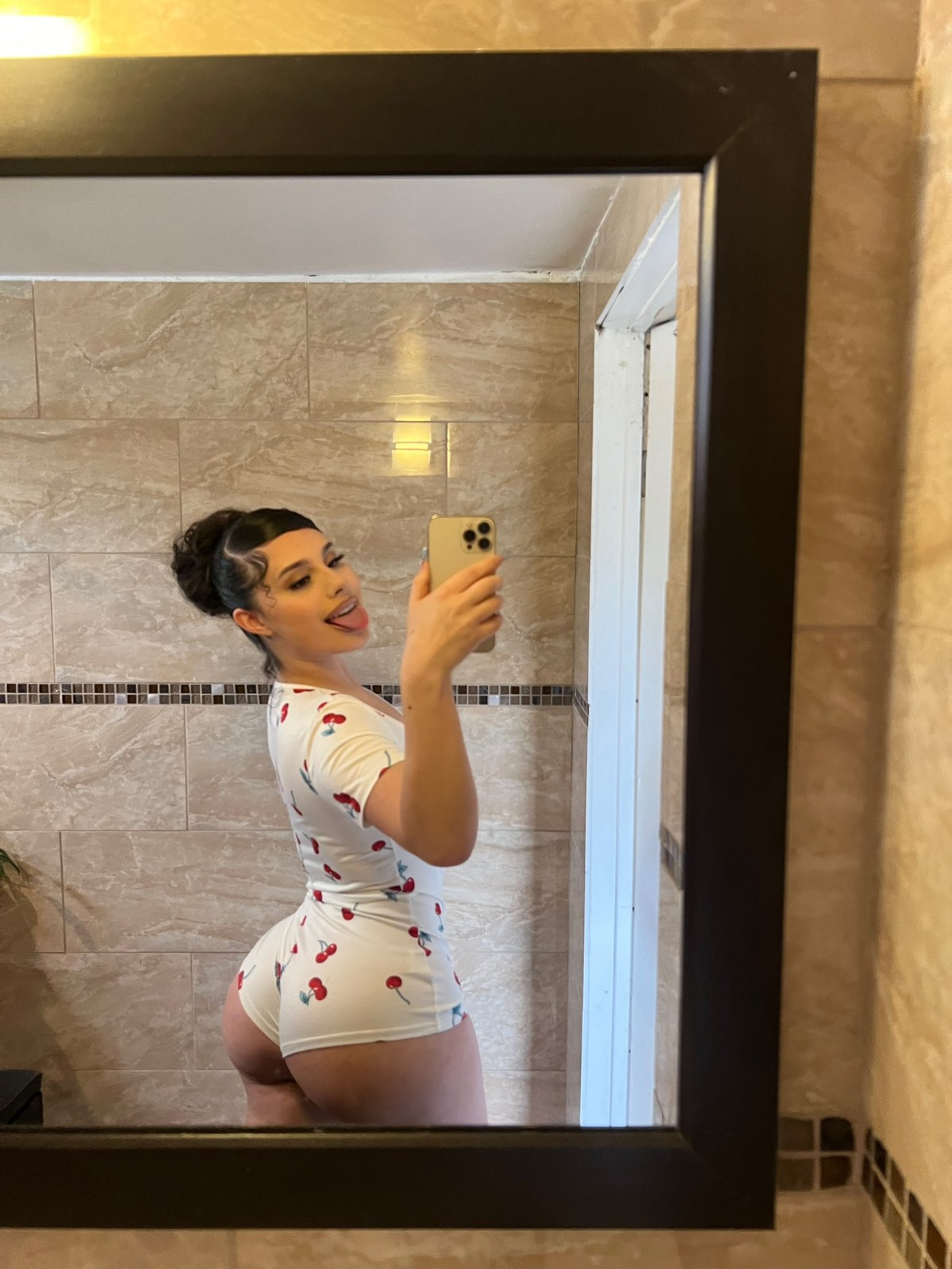 escorts