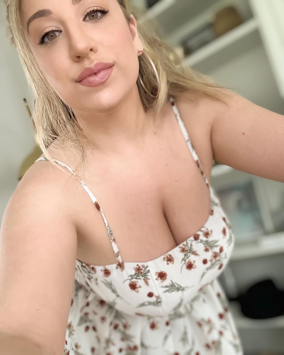 escorts
