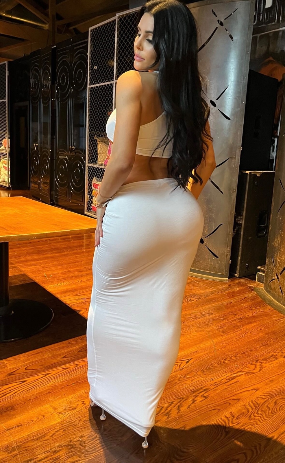 escorts