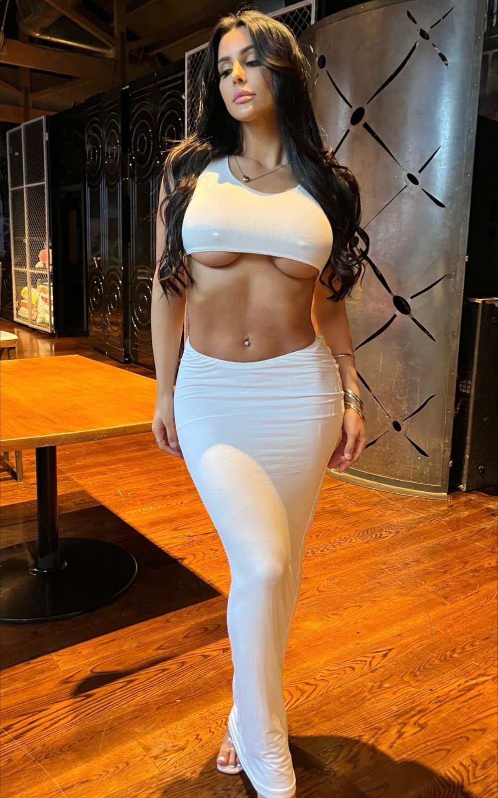 escorts