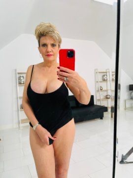 Hookup and erotic nuru massage