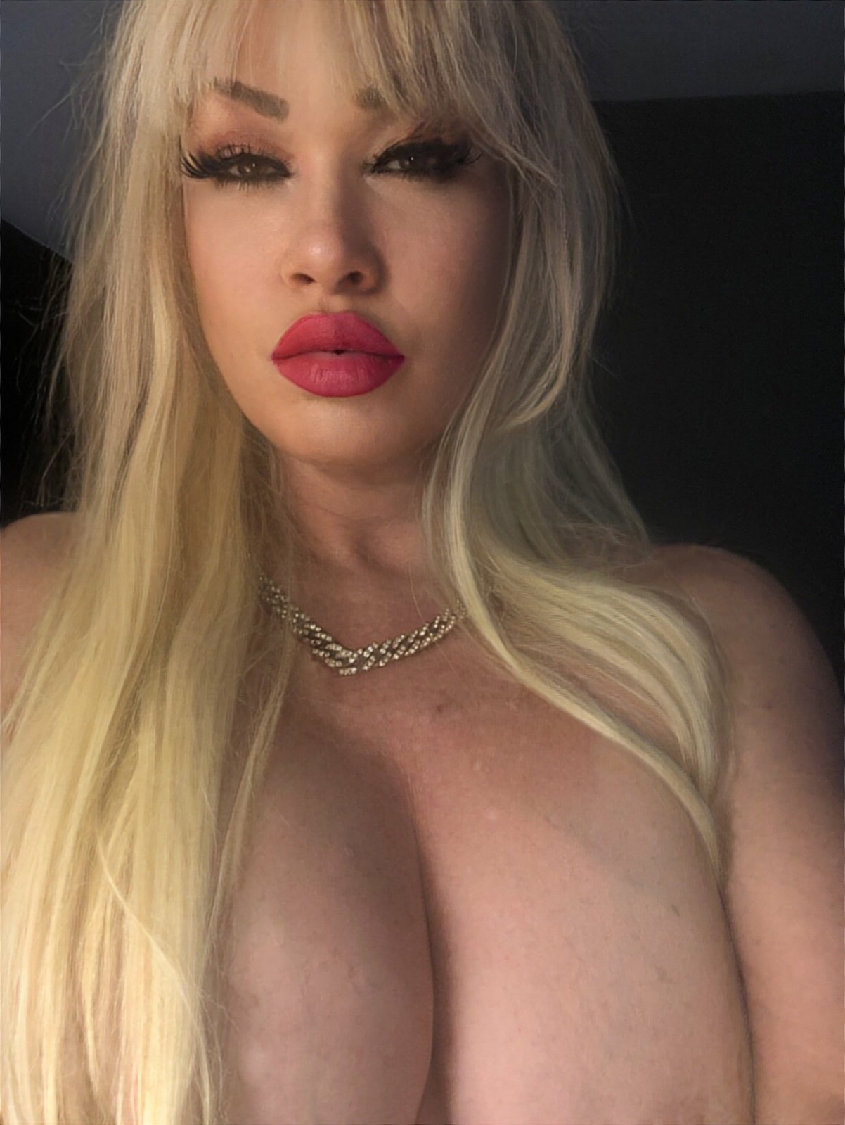 escorts