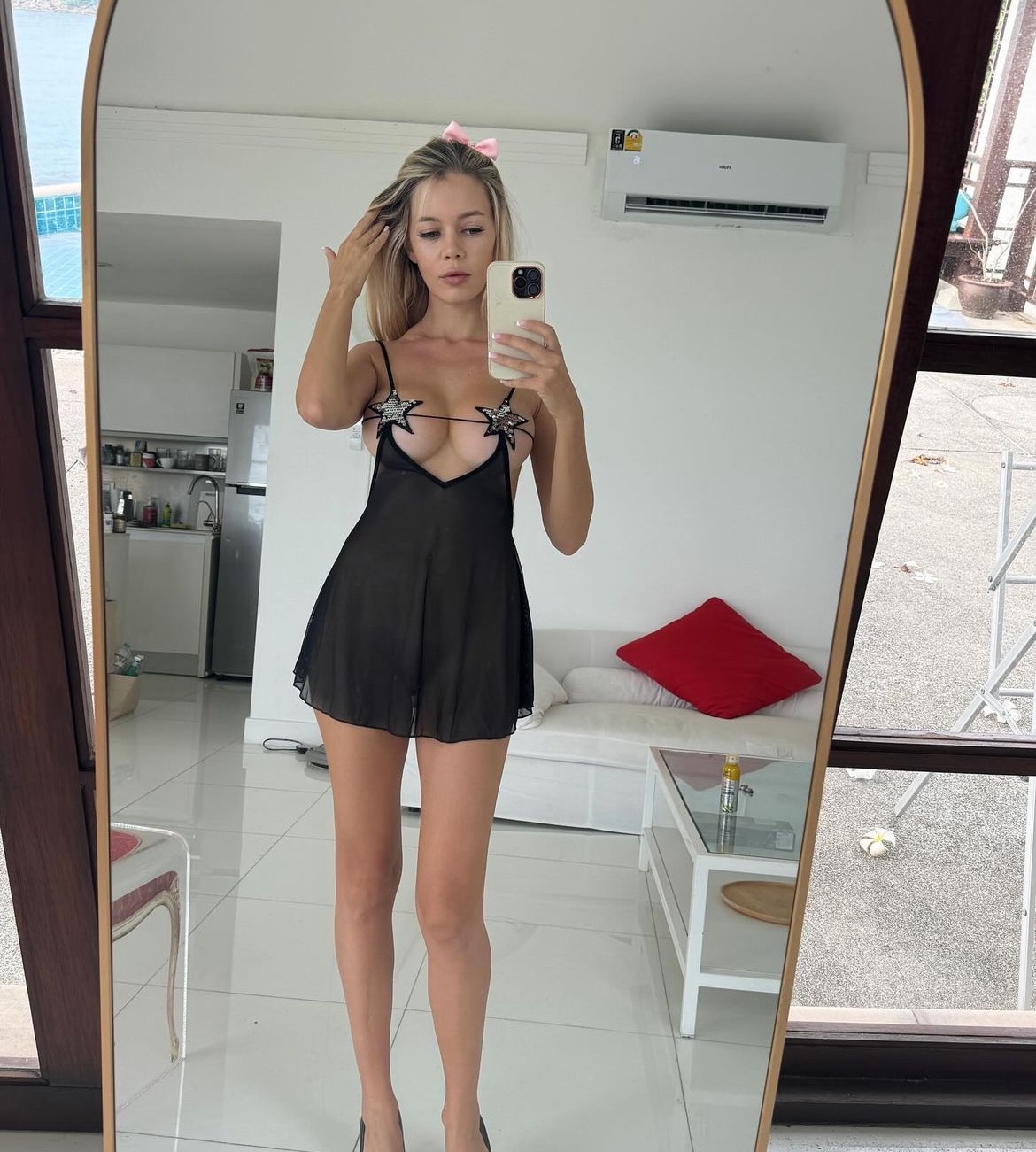 escorts