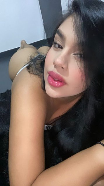 Hola! Mis amores. Soy estefania una linda acompañante, Tengo un hermoso cuerpo y lindo rostro. En la intimidad