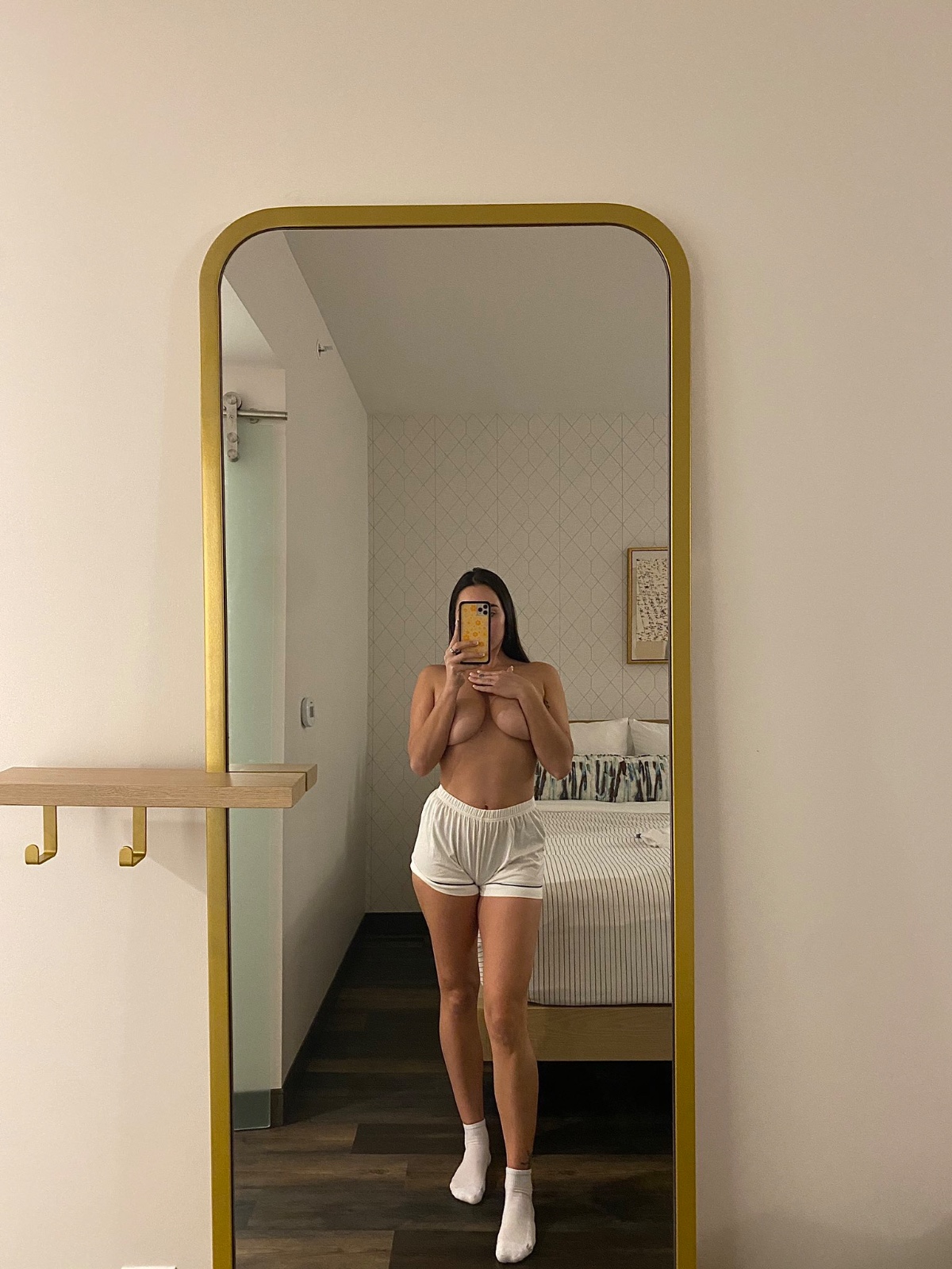escorts