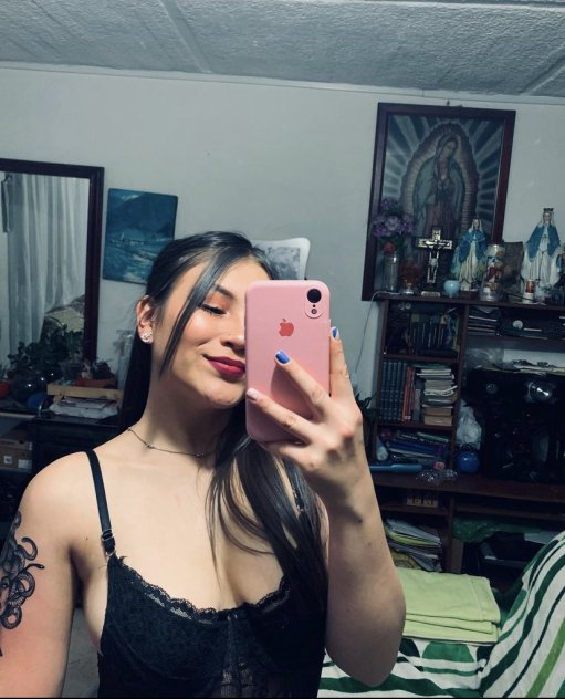 I’m available for your service both Incall and outcall service 💯