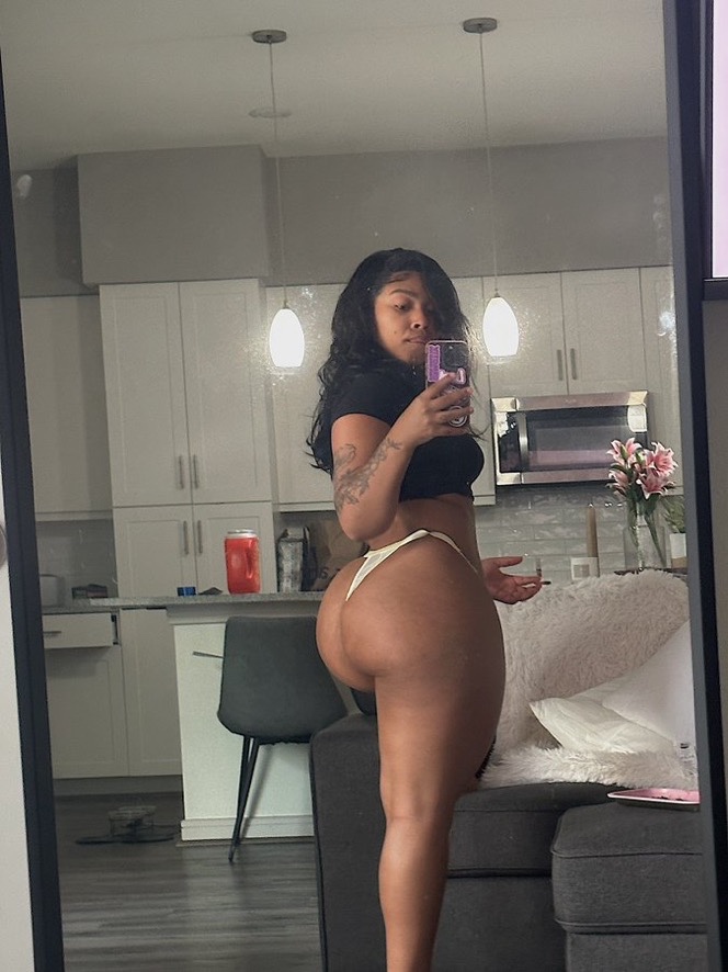 I'm so horny Text: +13413455897 👻snap: linzyxx25
