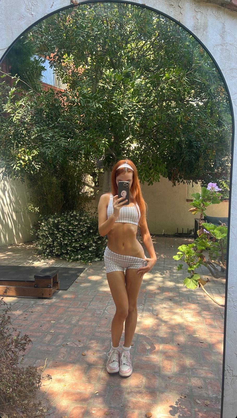 escorts