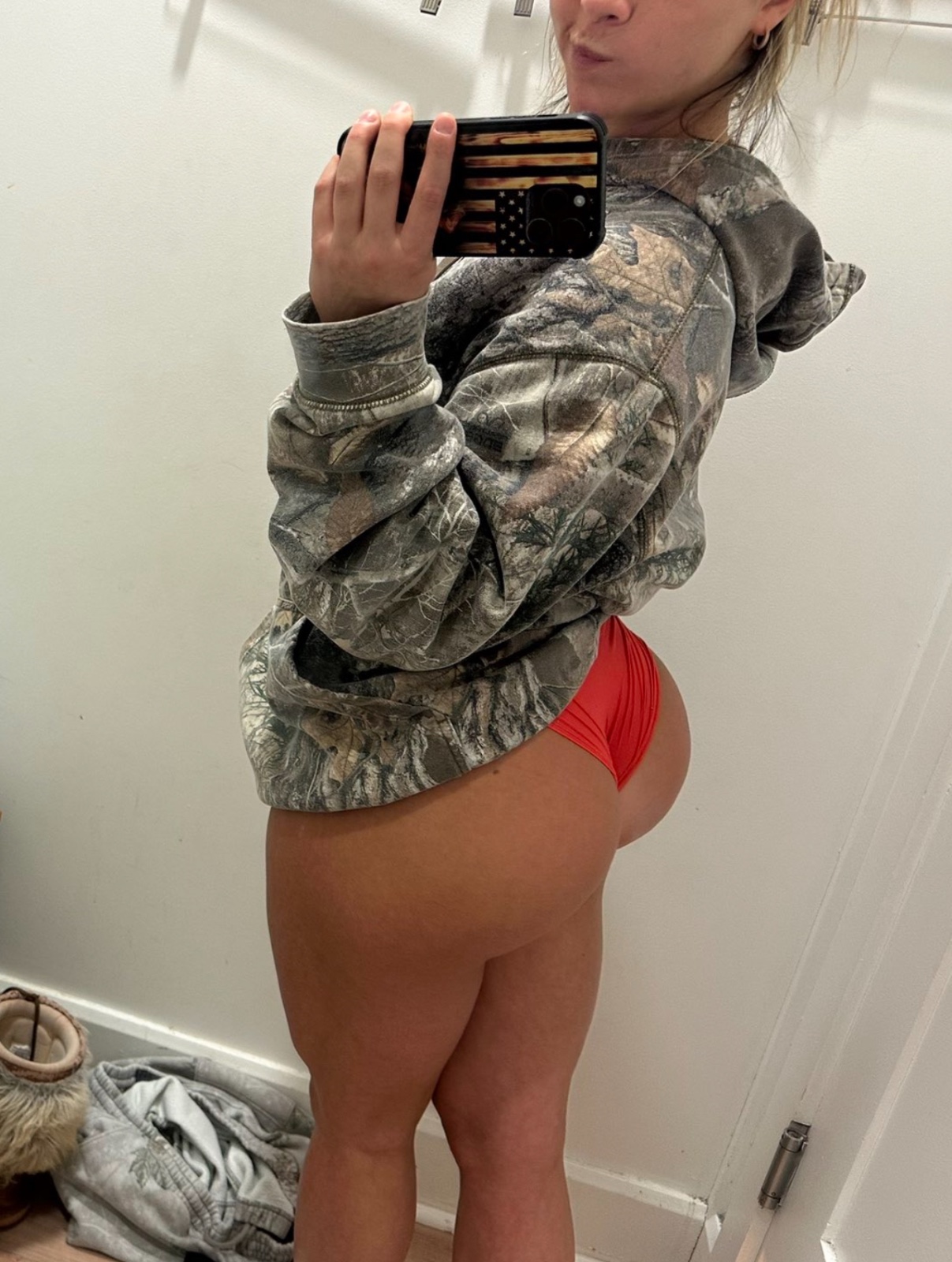 escorts
