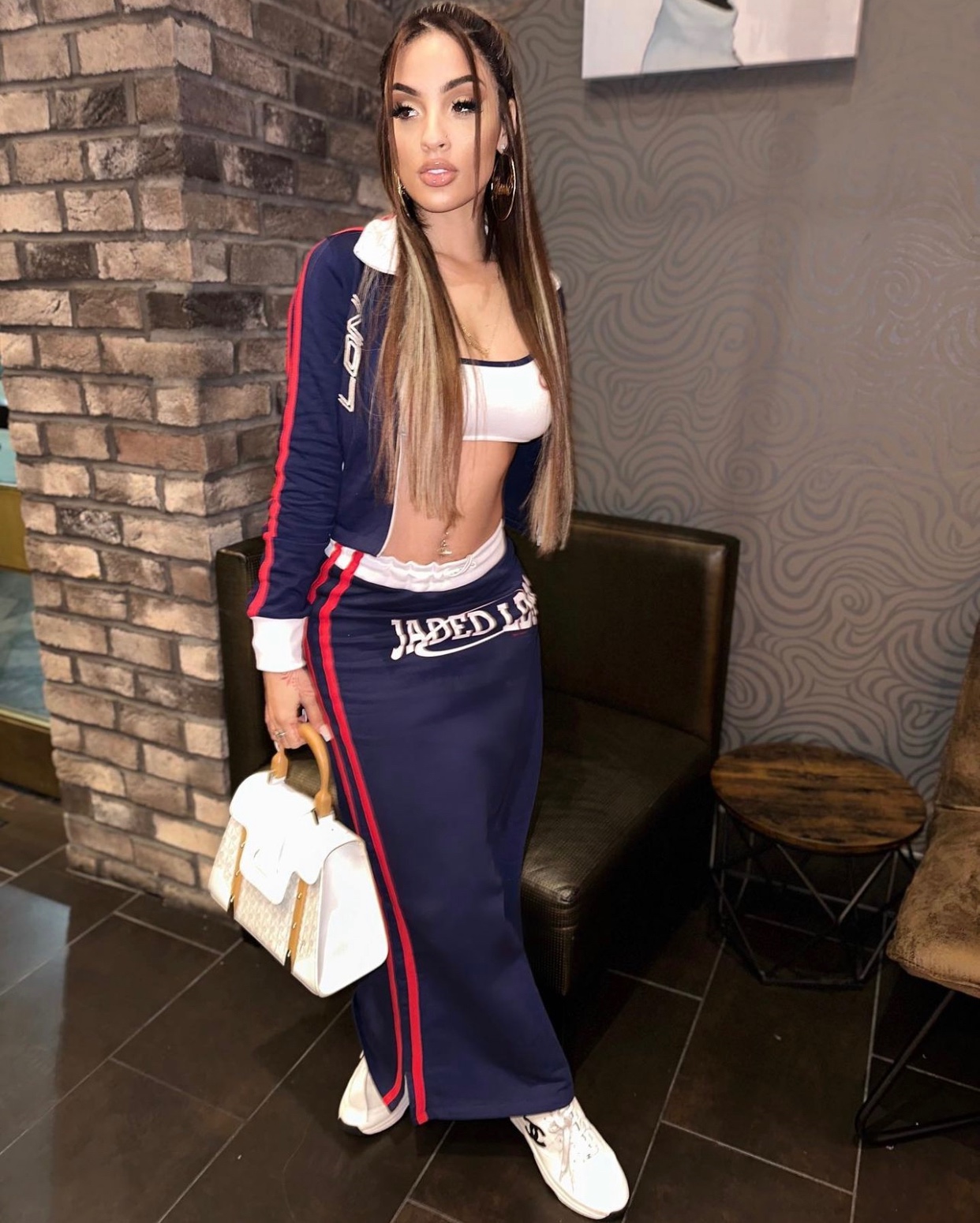 escorts