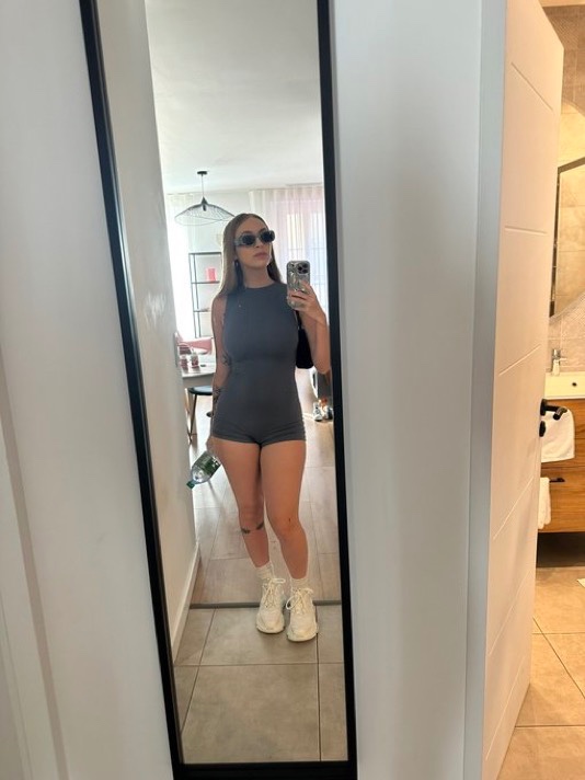 escorts