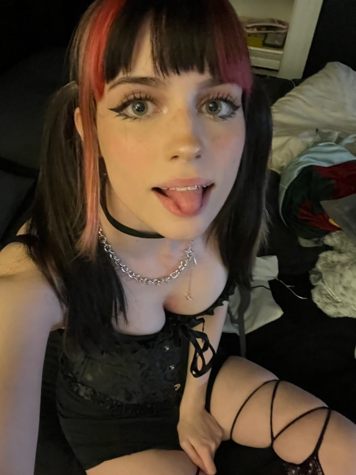 escorts