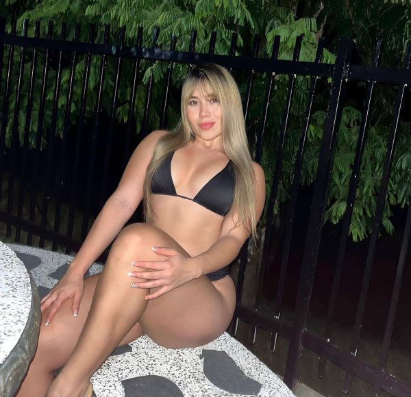 I’m available for both outcall and incall service ❤️😩💯