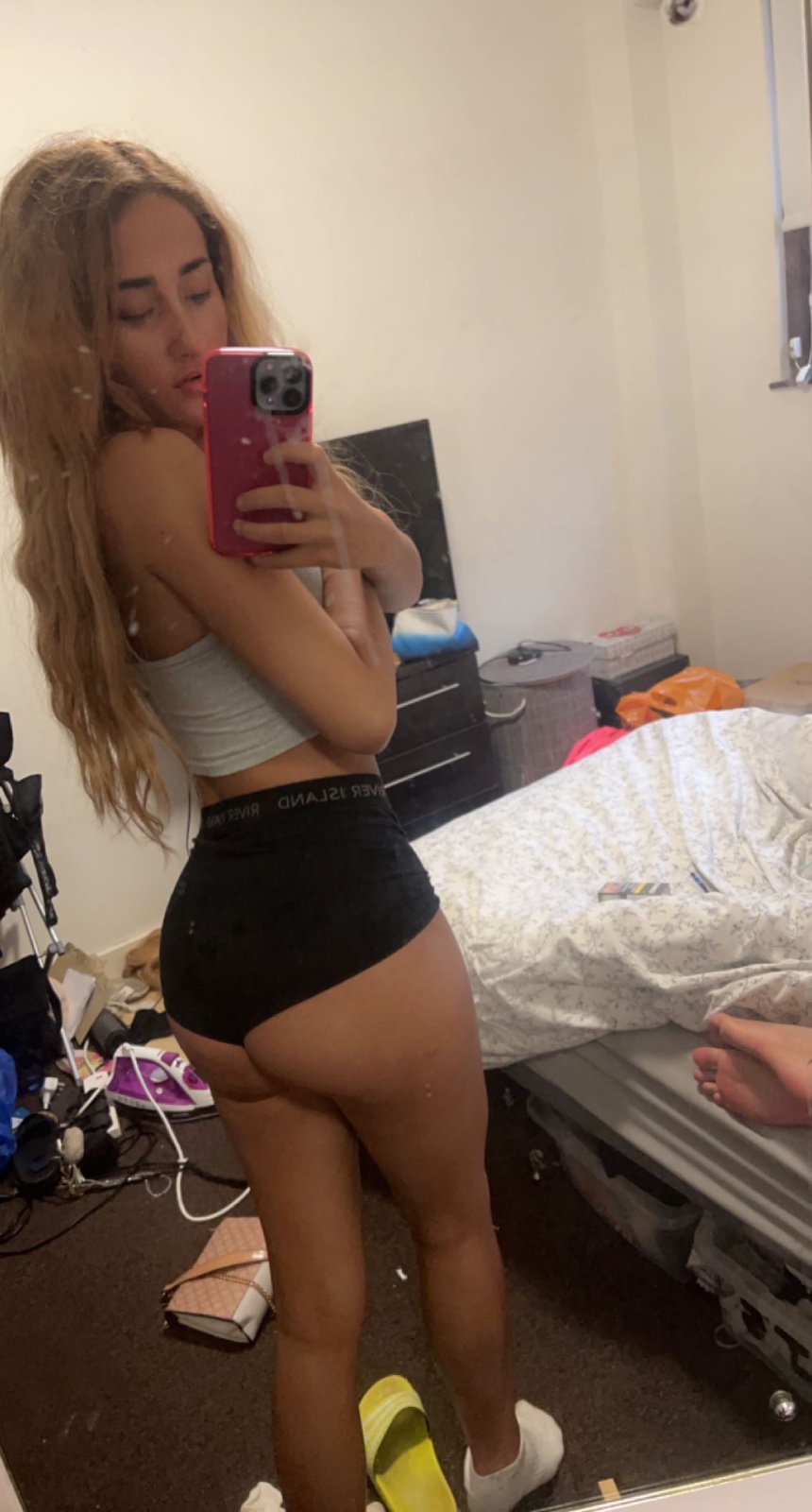 escorts