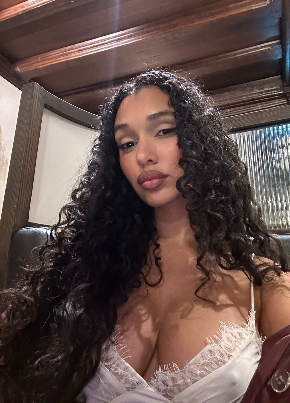 escorts