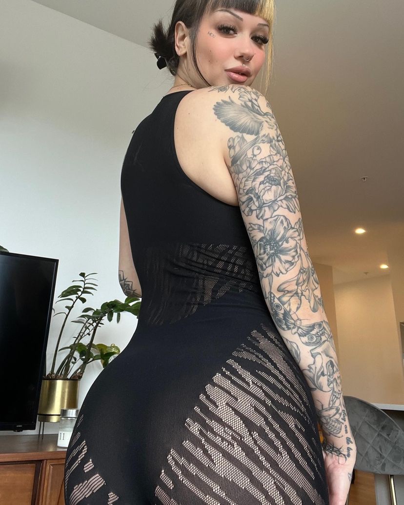 escorts