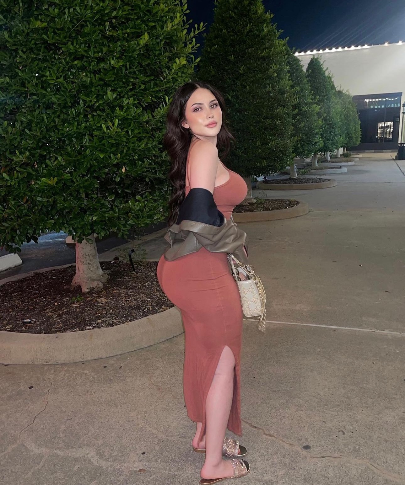 escorts
