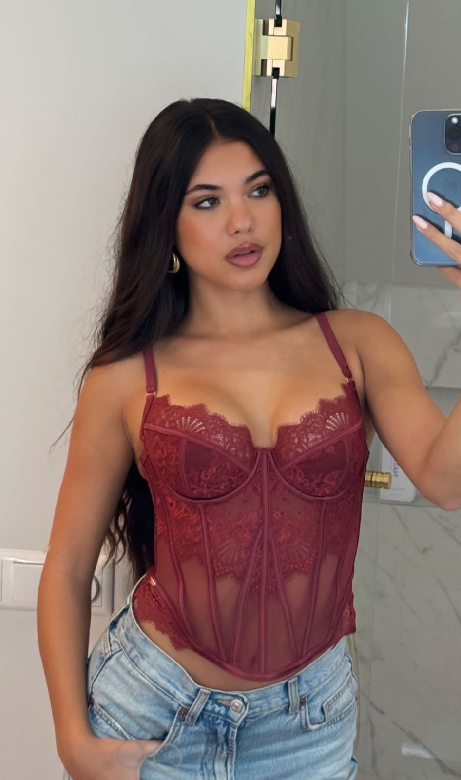 escorts