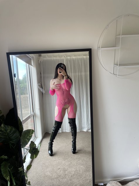 escorts