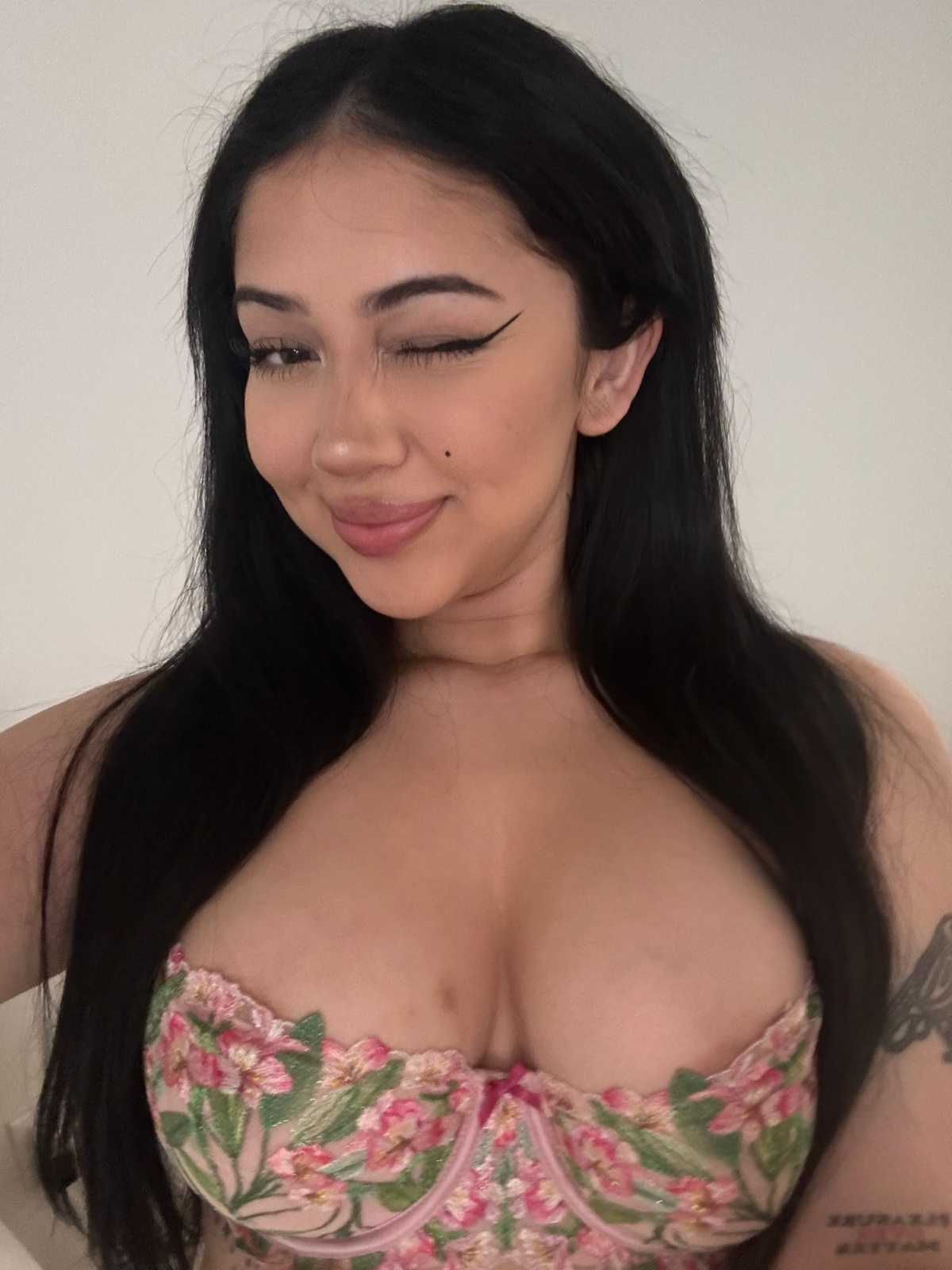 escorts