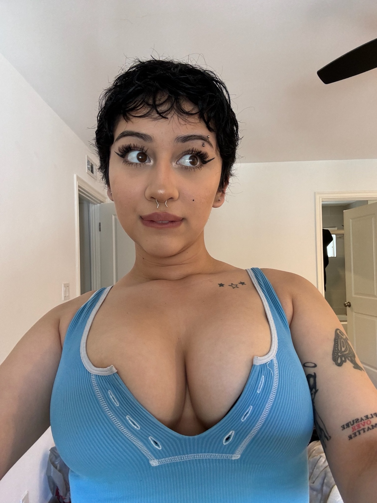 escorts