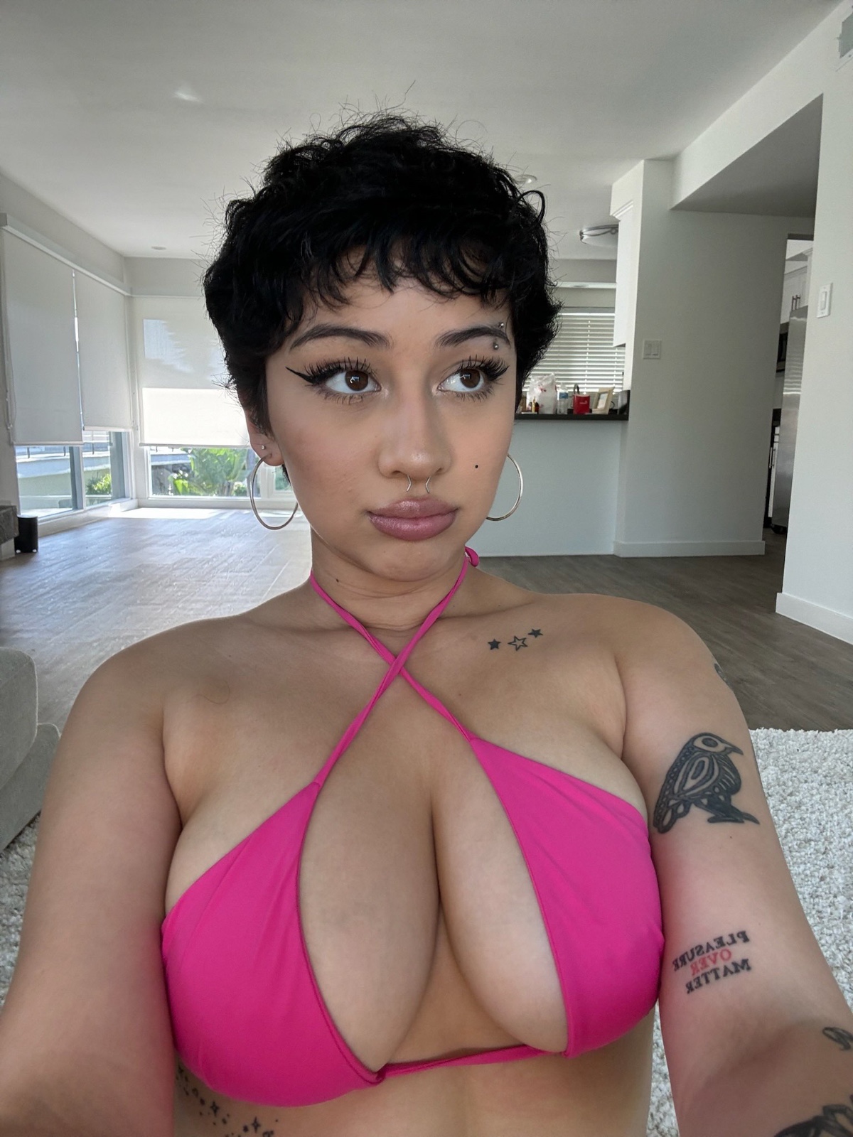 escorts