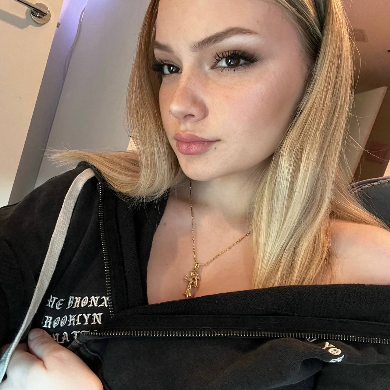 escorts