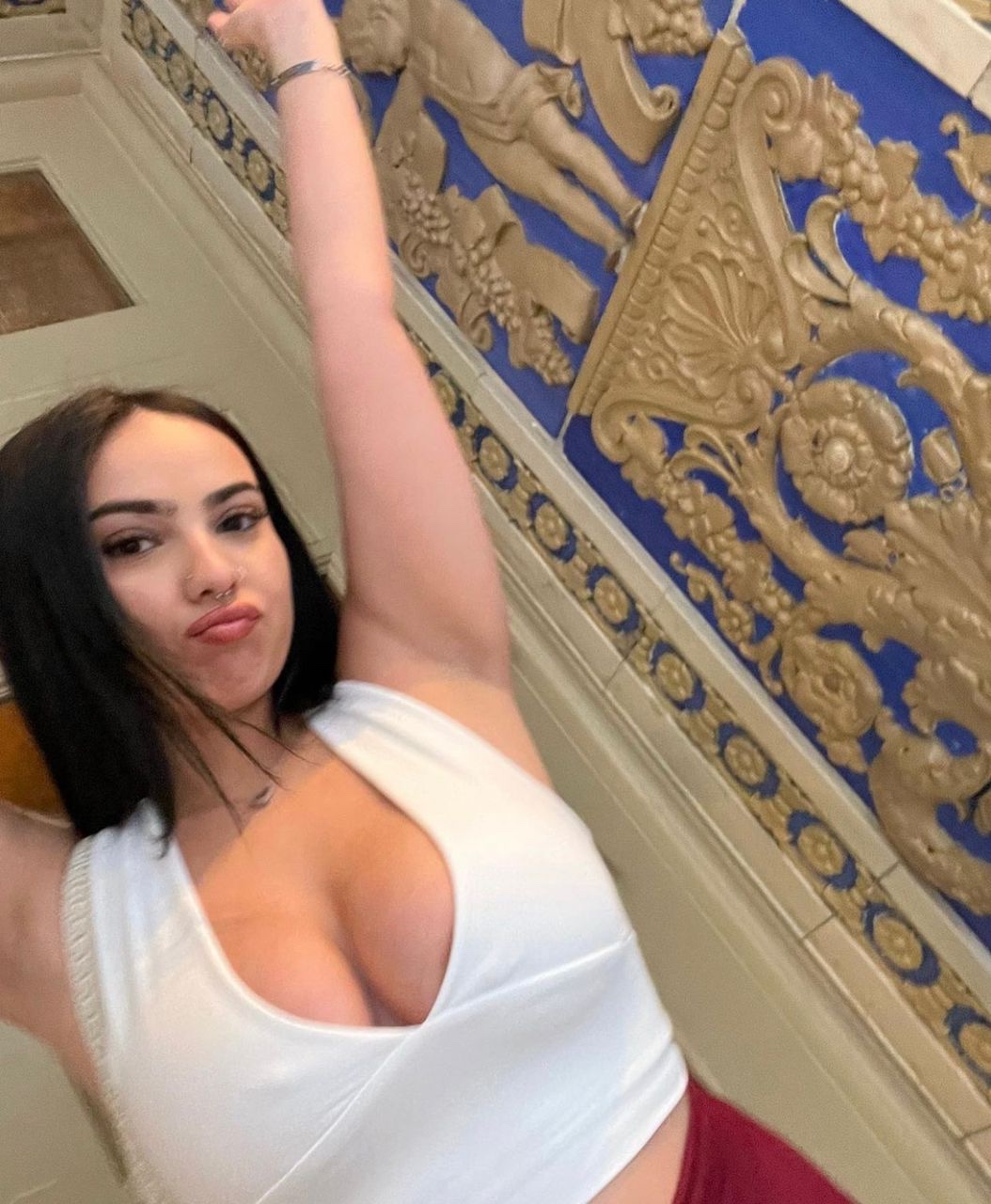 escorts