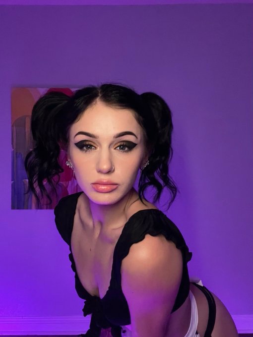 escorts