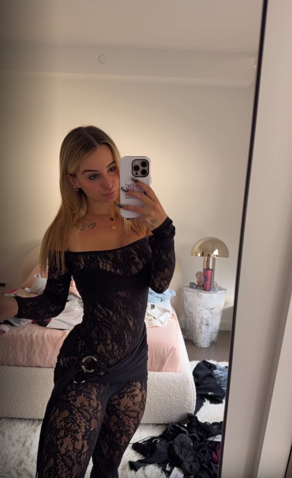 escorts