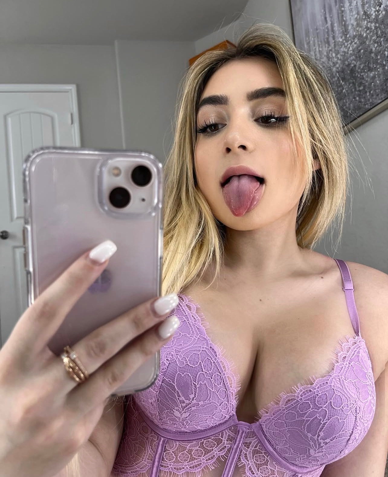 escorts