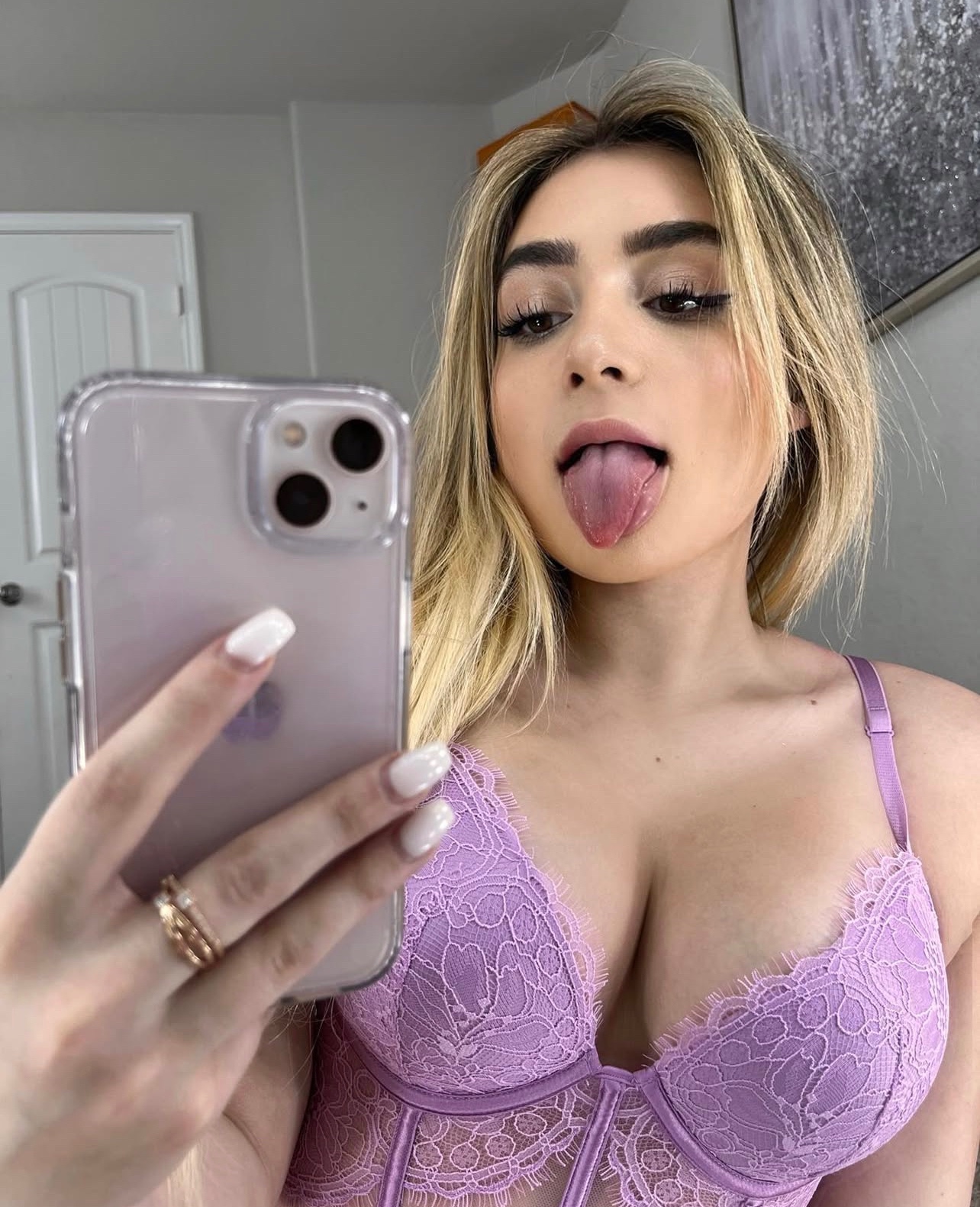 escorts