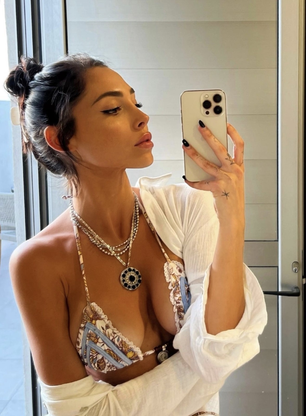 escorts