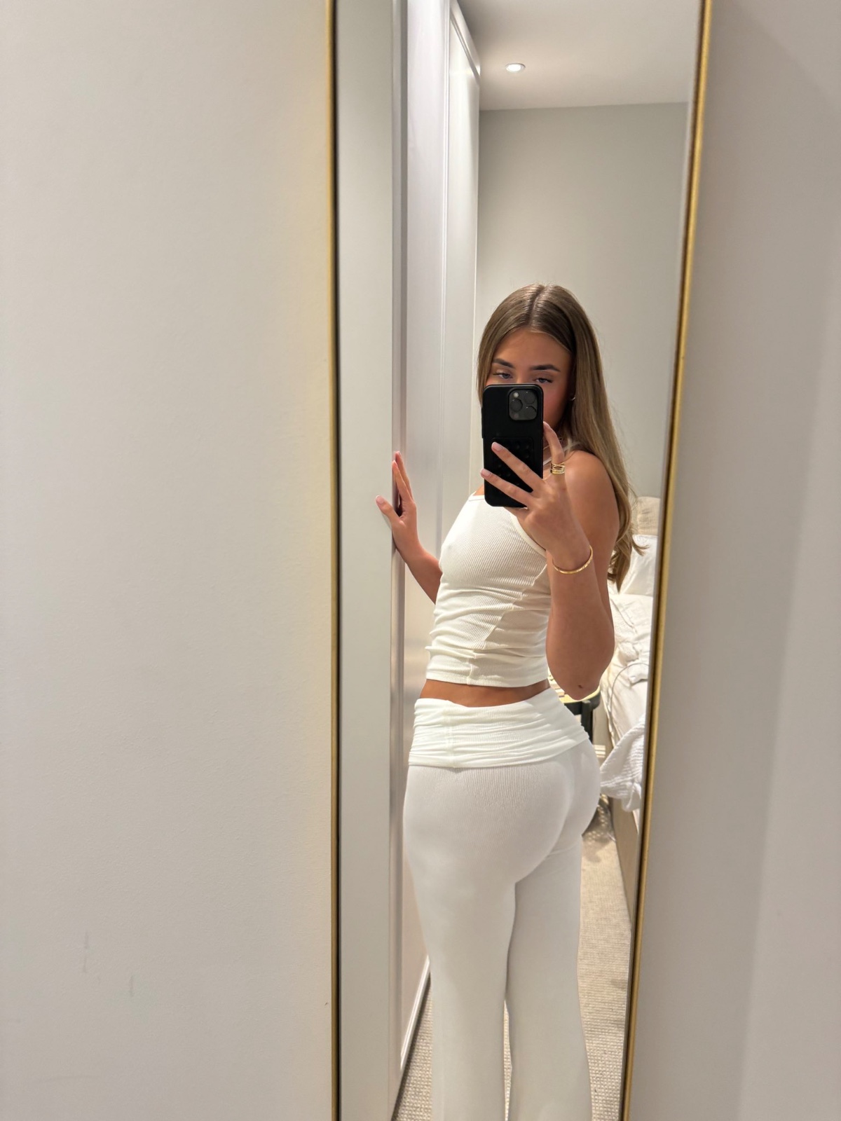 escorts