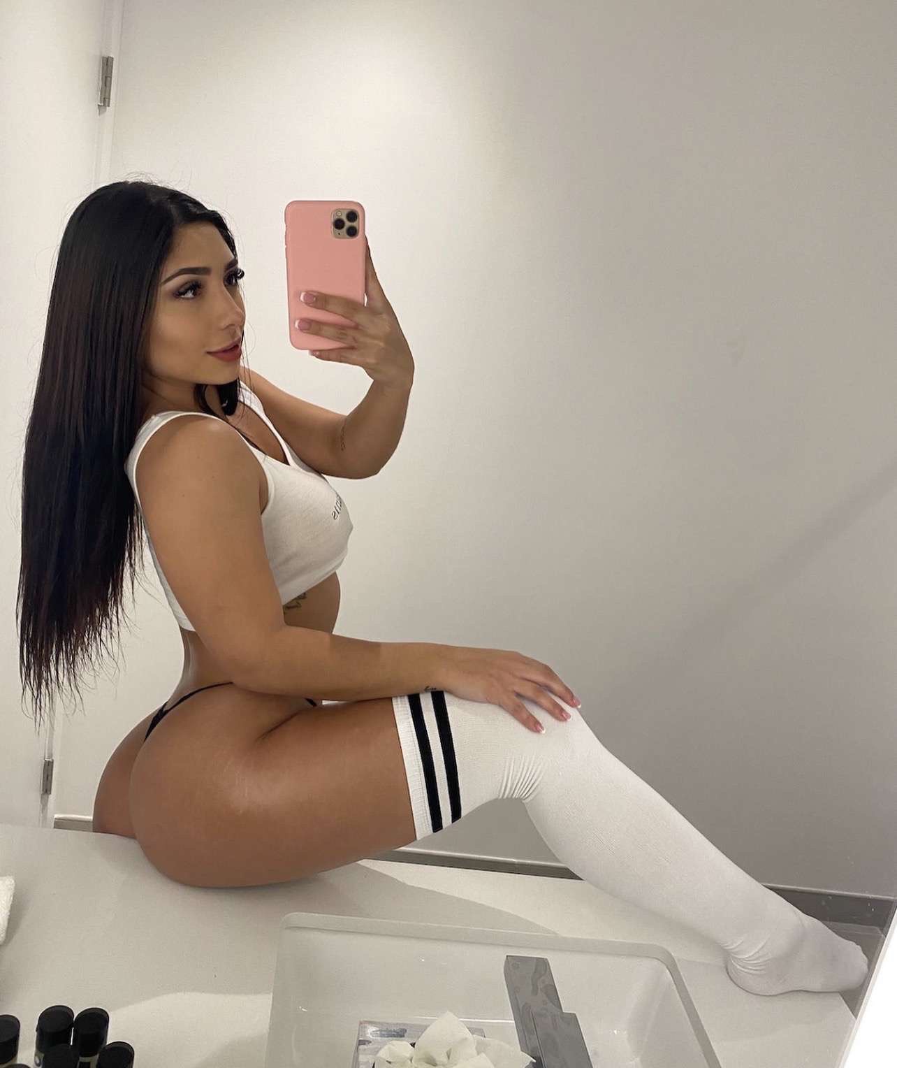 escorts