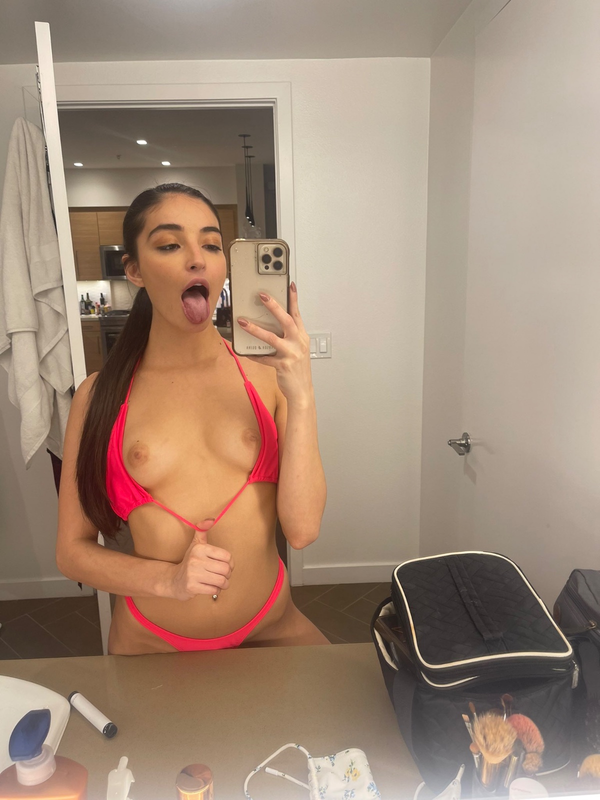 escorts
