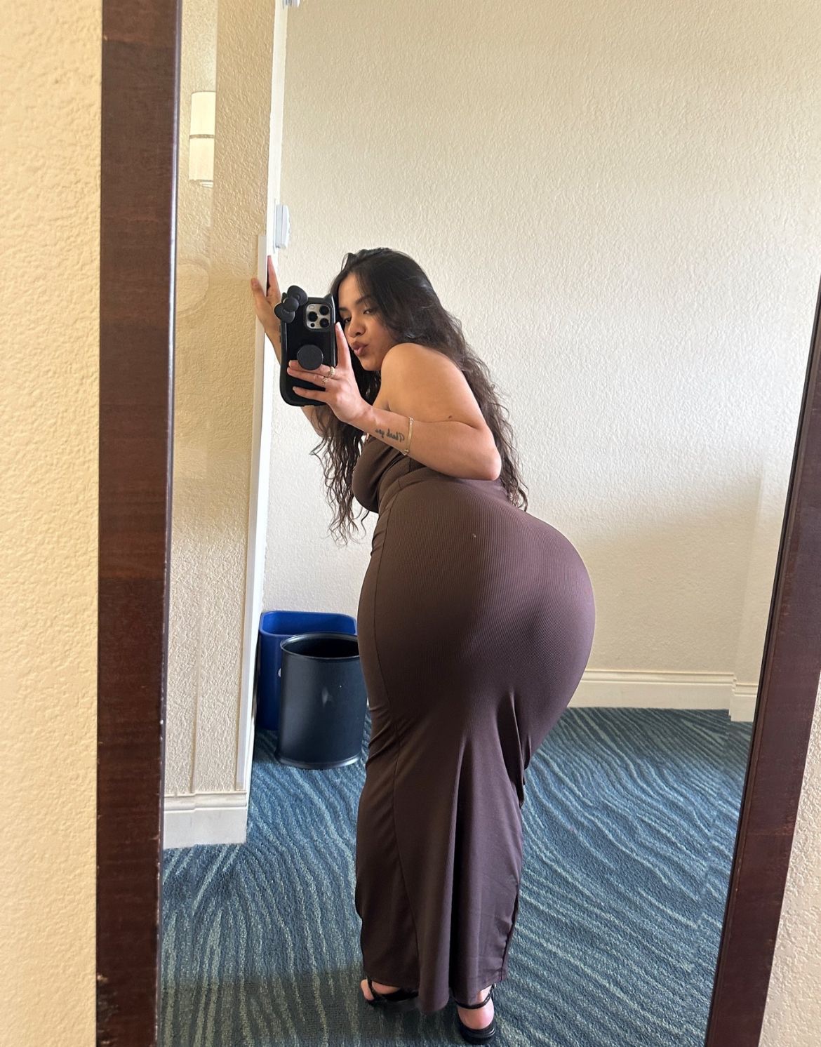 escorts