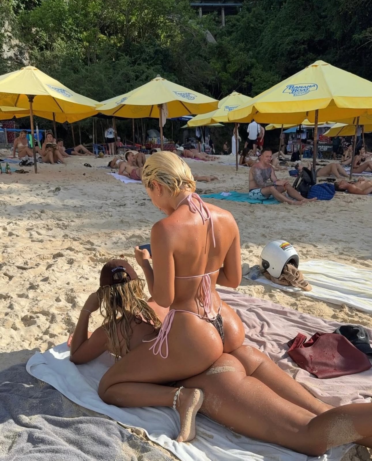 escorts