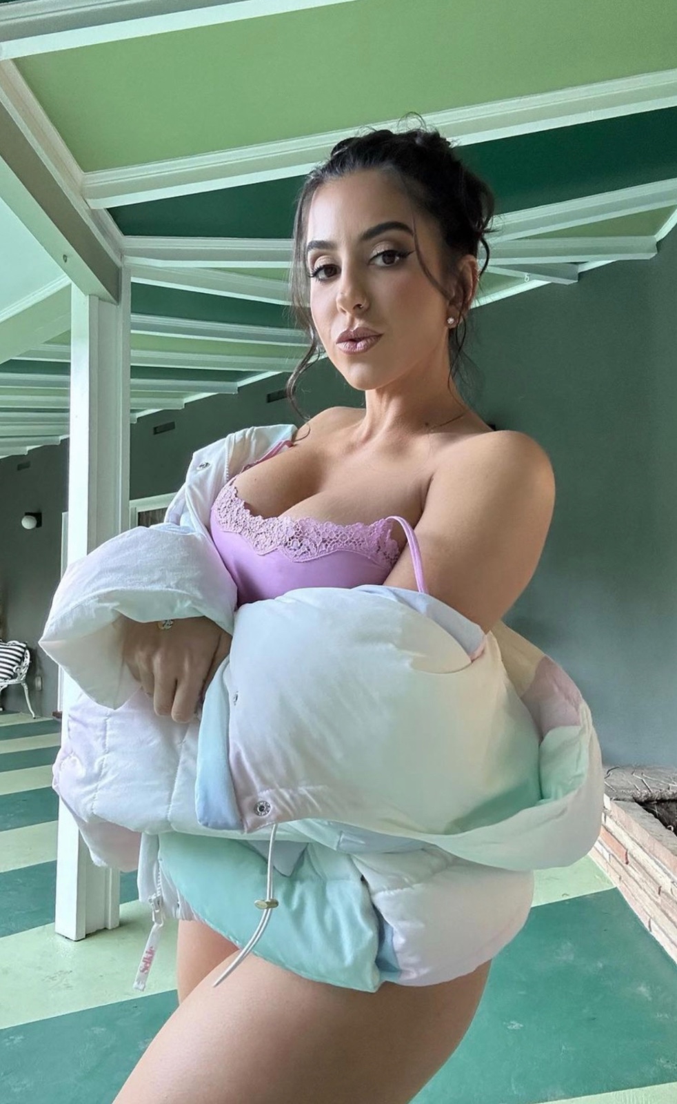 escorts