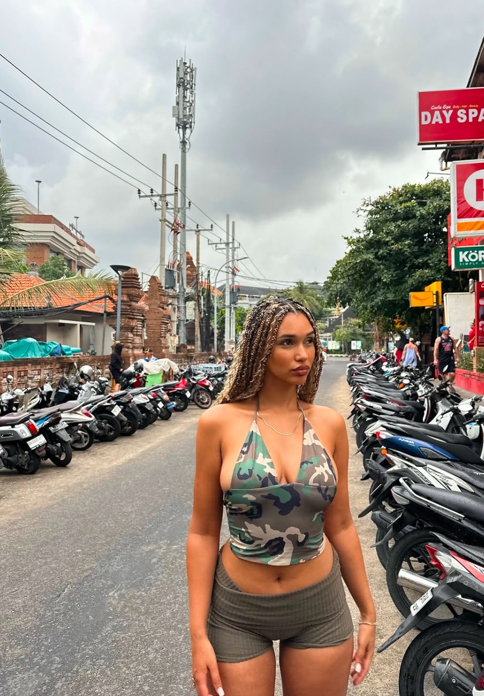 escorts