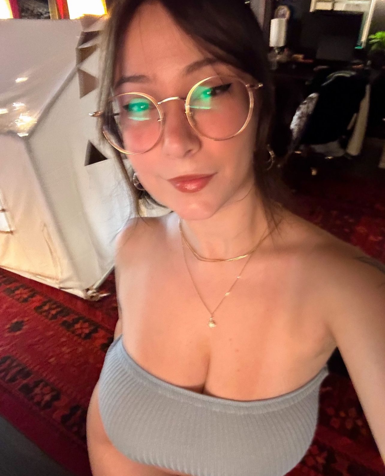escorts