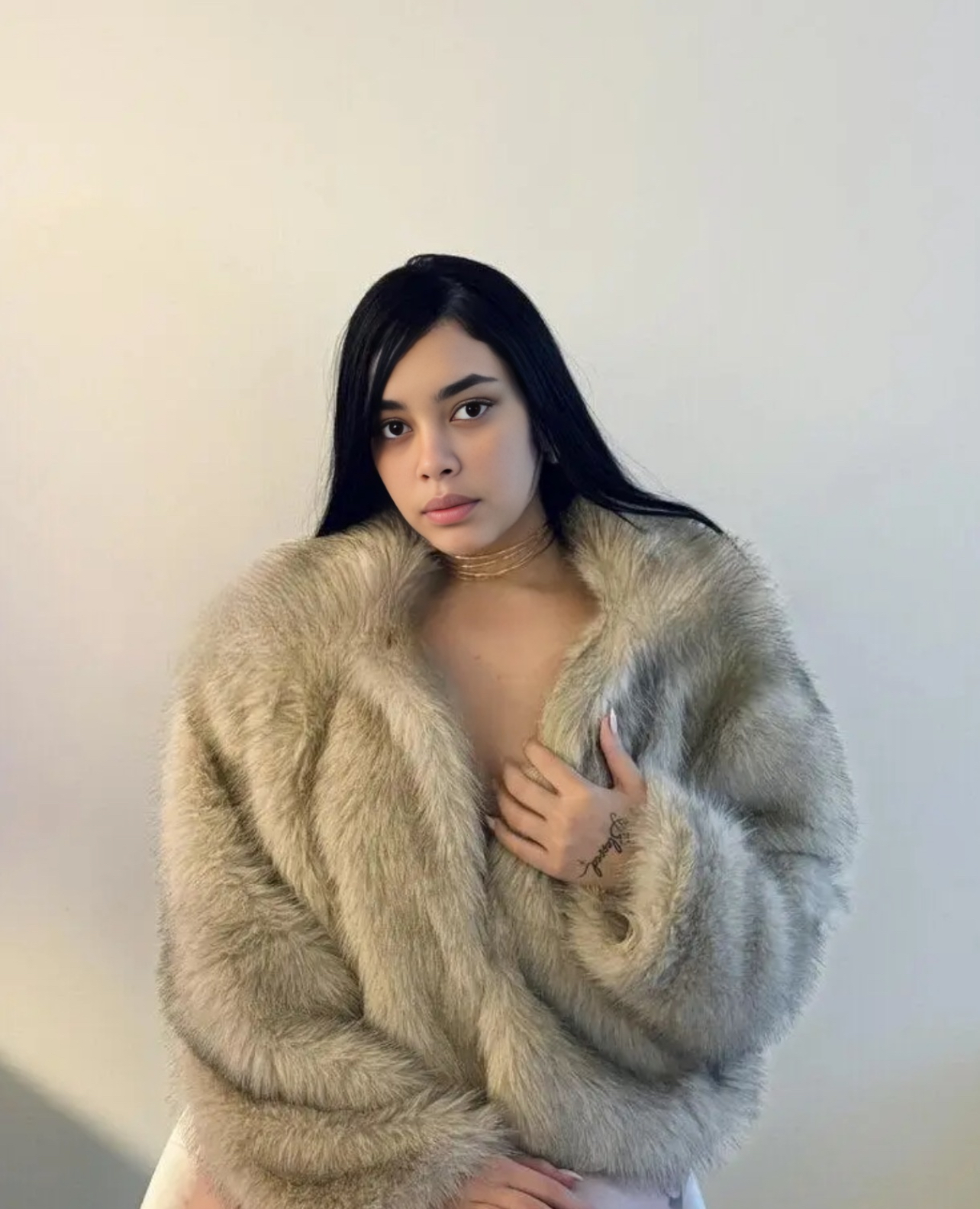 EXPERIENCE SWEETNESS AND CLIMAX FROM ANOTHER DIMENSION